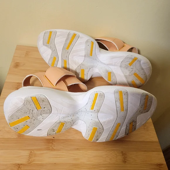 Women's Orange Sandals - Picture 4 of 7